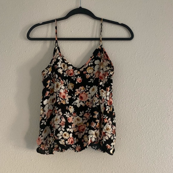 Forever 21 Tops - Floral tank